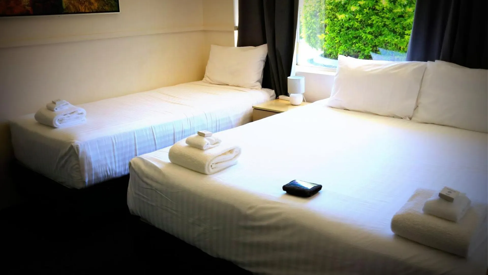 The Commercial Hotel Motel Chinchilla