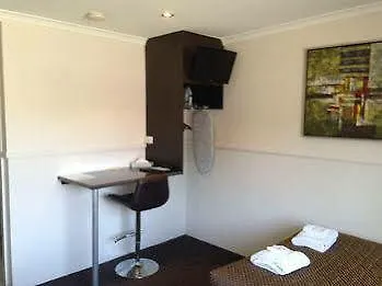 The Commercial Hotel Motel Chinchilla 2*,