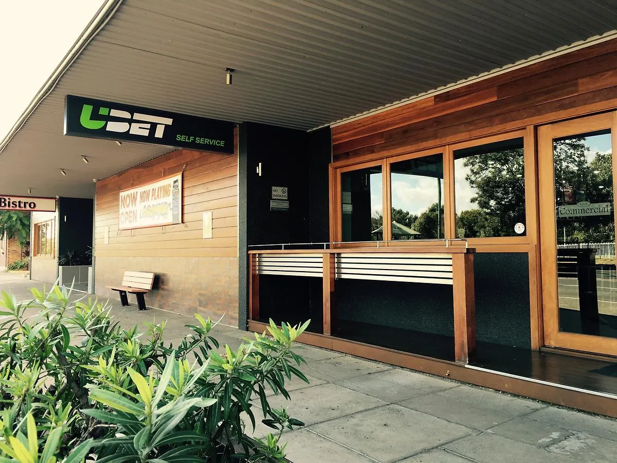 **  The Commercial Hotel Motel Chinchilla Australia